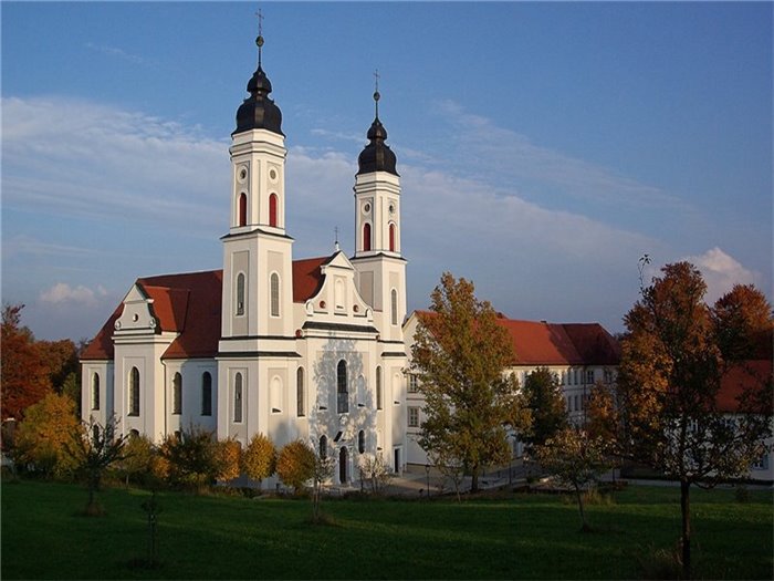 Kloster mit Tagungszentrum